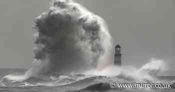 New UK weather maps show exactly where and when 424-mile long storm lashes Britain