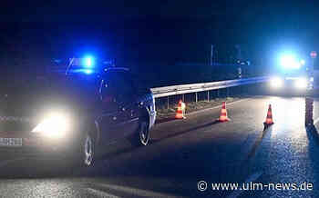 Fahrer flüchtet nach Unfall und lässt Auto zurück