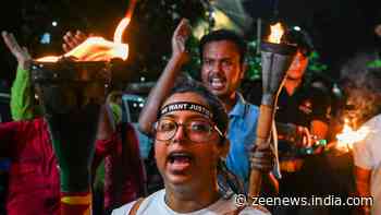 RG Kar Case: Bengal Doctors Take Out Torch Rallies Across Kolkata Ahead Of SC Hearing