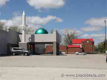 Holland mosque hosts Multicultural Community Day