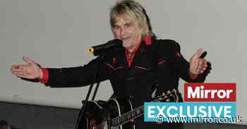 The Alarm's Mike Peters says 'it's incredible' as he issues huge cancer update