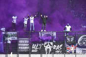 150 man sterk en actief in het bosvechten: harde kern Beerschot, die derby stillegde, heeft al jaren stevige reputatie