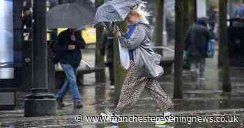 Flood alert in place across Manchester city centre as residents urged to 'be prepared'