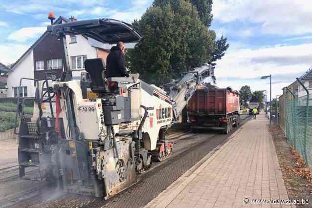 Bolderstraat in Riemst krijgt eindelijk nieuw asfalt: “Alsof je met een schip op een golvende zee voer”