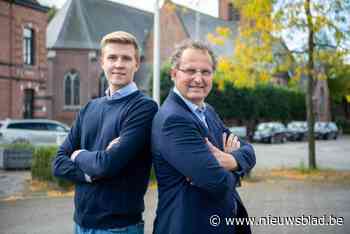 LIVE. Verkiezingen in regio Roeselare: Jeugdraden leggen politici op de rooster, Geert Leenknecht geeft politieke fakkel definitief door aan zoon Matthias