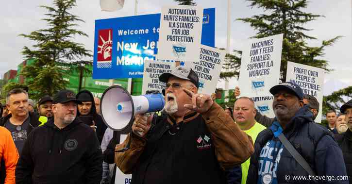 Port workers along East and Gulf Coasts go on strike