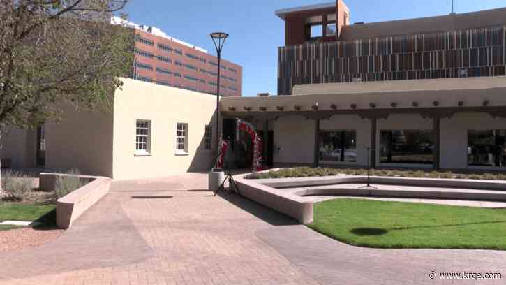 UNM opens prospective student welcome center