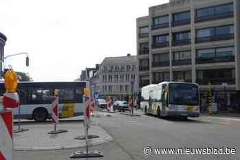 Reizigers nemen straks bus van Waasland Shopping naar Grote Markt voor 1 euro: “Vlaamse primeur tijdens vernieuwing van  marktplein”