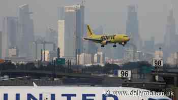 Spirit Airlines 'discusses terms of potential bankruptcy filing with bondholders