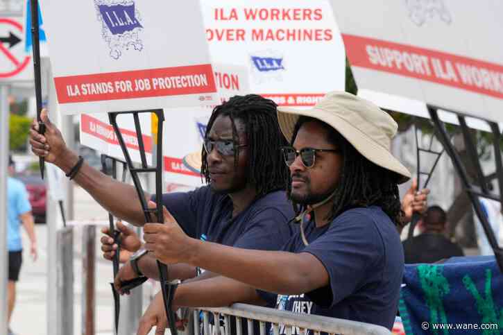 Dockworkers' union to suspend strike until Jan. 15