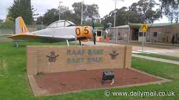 Student pilot crashes RAAF Roulette on runway in Victoria