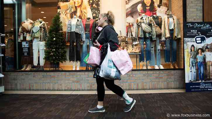 Port strike could affect holiday shopping: How consumers can prepare