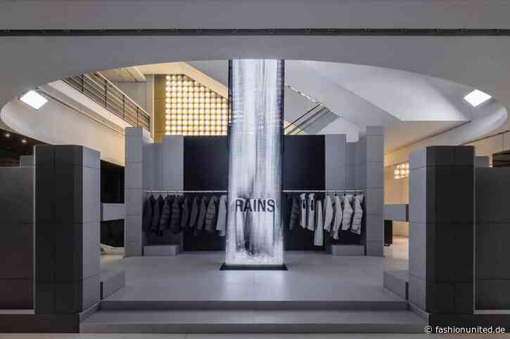 Rains lässt es plätschern: Pop-up in Galeries Lafayette