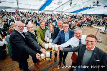 Hövelmarkt: Überraschung beim Festbieranstich