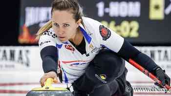 Skips Homan, Einarson secure quarterfinal berths at Charlottetown Grand Slam event