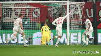 Gladbach unterliegt in Augsburg: Spätes Tor von DFB-Debütant Kleindienst reicht nicht