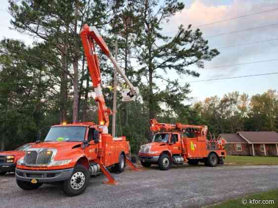 OG&E crews continue power restoring efforts, 5.07 million people have electricity back