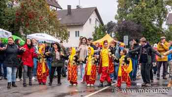 Marktoberdorfer feiern am Tag der deutschen Einheit ein fröhliches und buntes Fest – und sich selbst