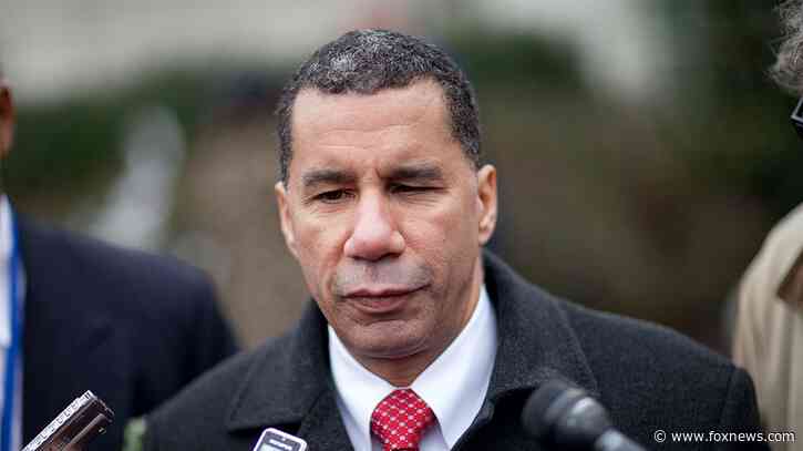 Former New York Gov. David Paterson, stepson attacked by group of suspects while walking dog: Report