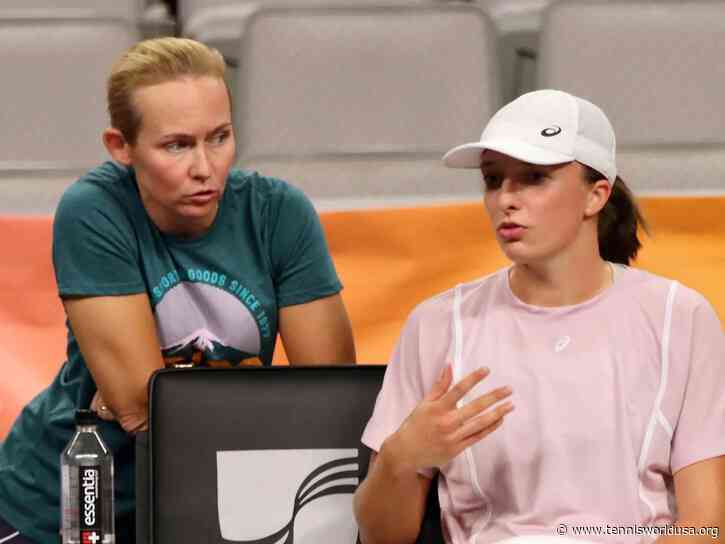 Iga Swiatek needs a coach who can help her tennis evolve