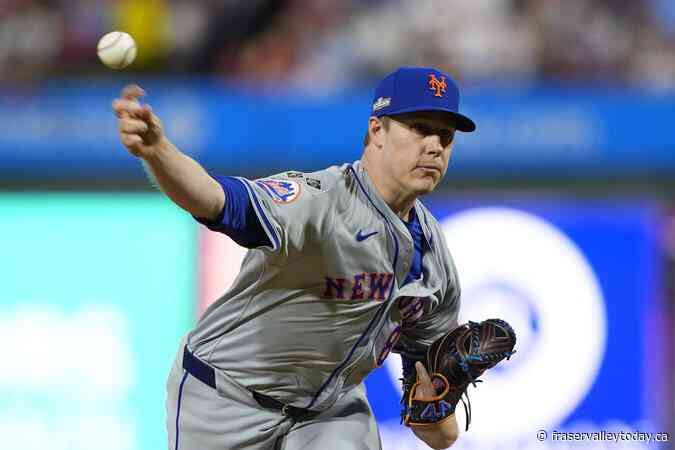 Mets use another October rally to score 5 runs in 8th, top Phillies 6-2