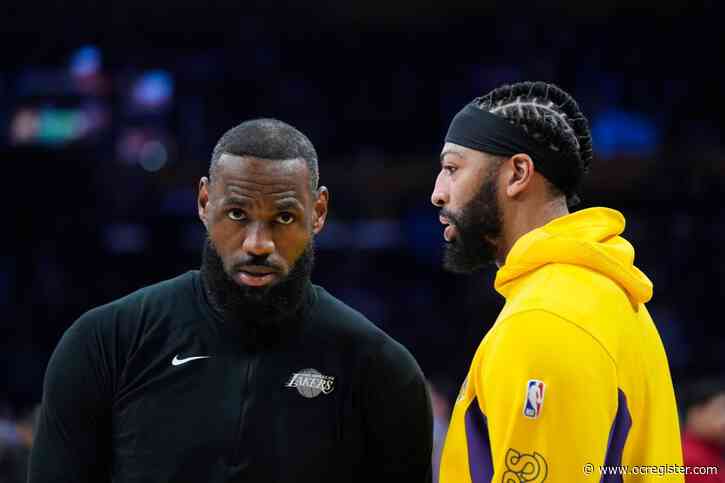 Lakers’ LeBron James, Anthony Davis expected to make preseason debuts Sunday