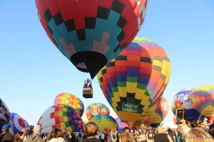 First day of 2024 Balloon Fiesta met with green flag after early morning wind worries