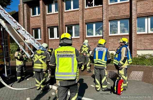 FW Hünxe: Mehrere Verletzte nach Kellerbrand - Feuerwehr übt im Rathaus Hünxe