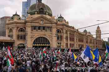 Thousands gather in Australian cities for pro-Palestine demonstrations ahead of 7 October anniversary