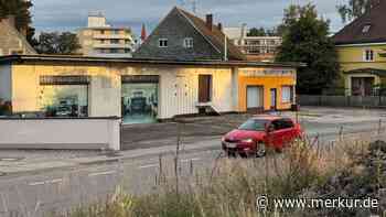 Zu grenzwertig: Moosburgs Stadträte lehnen Bauprojekt mit zwölf Wohnungen nahe Bahnhof ab