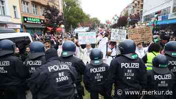 Tumulte bei Pro-Palästina-Demo - Stein- und Flaschenwürfe