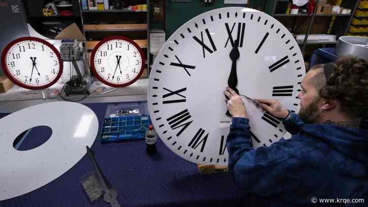 Daylight saving time: Does your state want to stop changing the clocks?