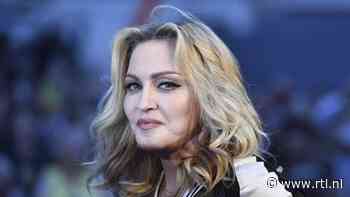 Madonna herdenkt overleden broer Christopher: dans verbond ons