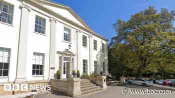 Historic hotel outbuilding to be turned into flats