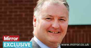 Butcher surgeon Ian Paterson in outburst at hearing for 50 of his patients who died