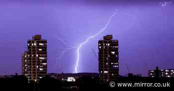 UK weather: Met Office issues urgent storm warning as 'lightning strikes to hit buildings'