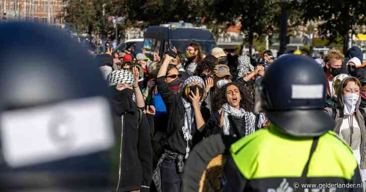 LIVE Midden-Oosten | ‘Alle pro-Palestijnse demonstranten in Amsterdam worden aangehouden’