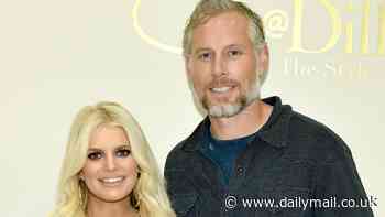 Jessica Simpson steps out without wedding ring 3 months after marking 10 year anniversary with Eric Johnson