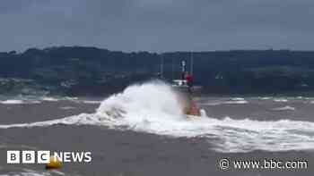 Crews face challenging conditions in boat rescue