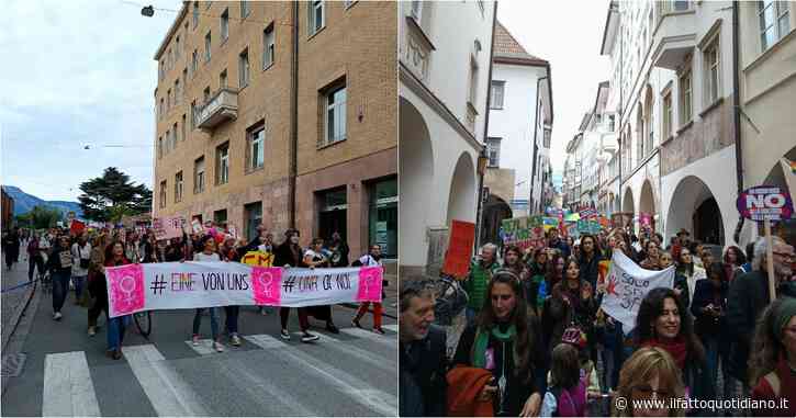 Bolzano, la marcia delle donne per i diritti: “Dopo 23 anni ancora manca una struttura adeguata per accogliere chi subisce violenza”