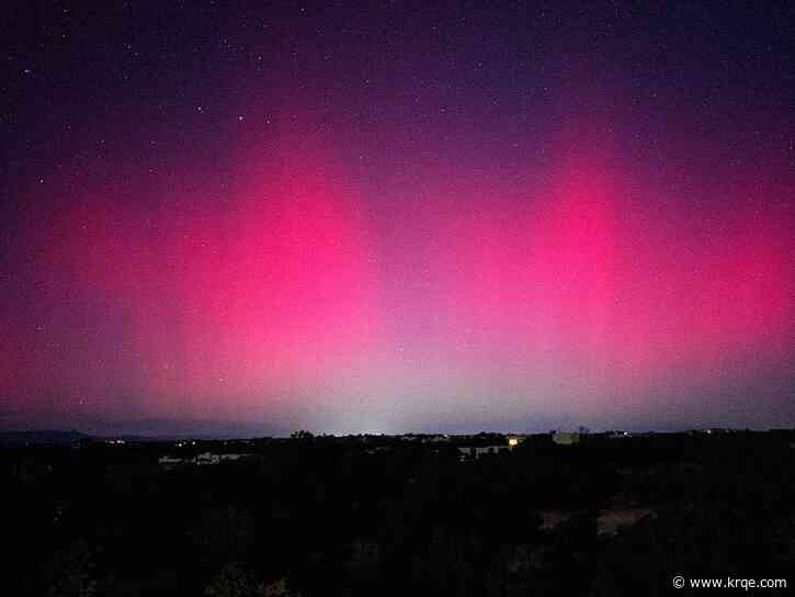 Northern lights dazzle skies over New Mexico