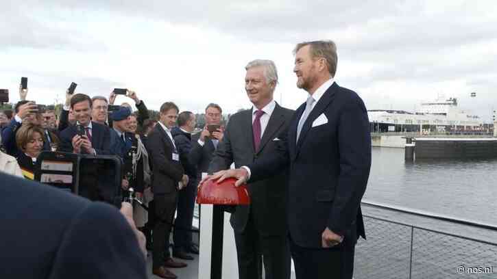 Koningen Willem-Alexander en Filip openen megasluis in Terneuzen