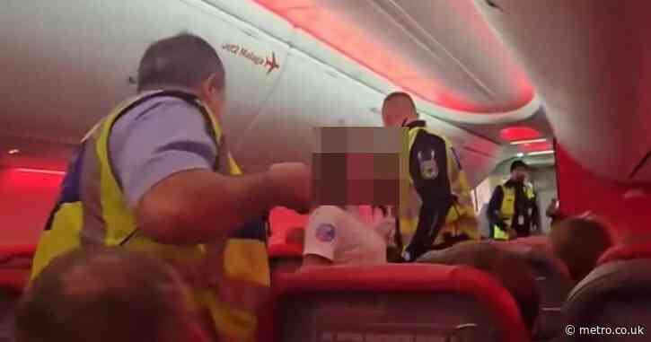 Drunk passengers ‘spit and scrap’ on Jet2 flight