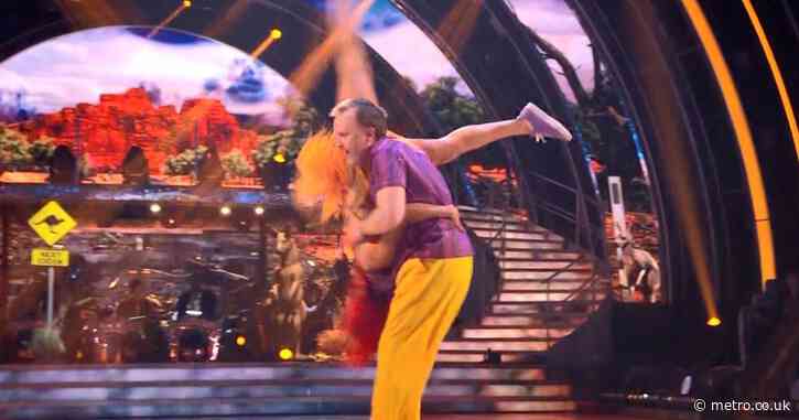 Strictly’s Chris McCausland praised for achieving the unimaginable with extraordinary stunts