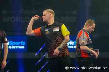 Mike De Decker wint historische Belgische clash met Dimitri Van den Bergh en staat in finale prestigieuze World Grand Prix