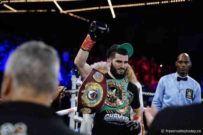 Montreal’s Beterbiev beats Bivol, becomes undisputed light heavyweight champion