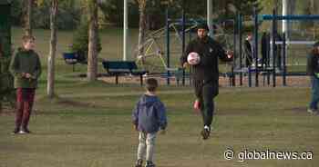 Elks kicker forges special bond through soccer with group of Edmonton kids