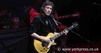 Music legend wows sell-out crowd at York Barbican - review and photos