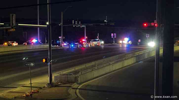 ATCEMS: 1 dead after vehicle rollover in south Austin Tuesday night