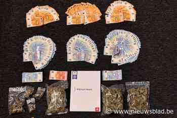 16.000 euro cash, cannabis en cocaïne aangetroffen tijdens huiszoeking bij dealer in Ekeren